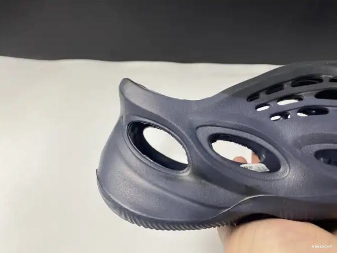 GV7903 Blue Yeezy Foam Mineral Adidas RNNR 0508